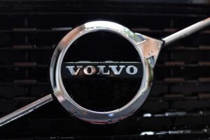Read more about the article Volvo EX90 SUV Ushers In Class For The EV Era